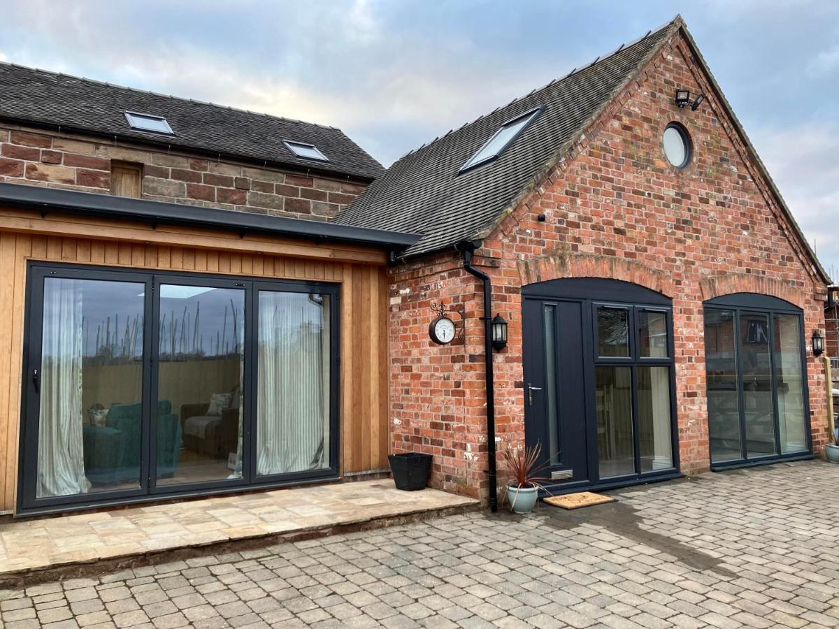 Honeyberry Cottage -Part Of Alton Cottages エクステリア 写真