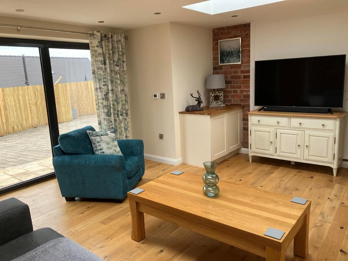Honeyberry Cottage -Part Of Alton Cottages エクステリア 写真