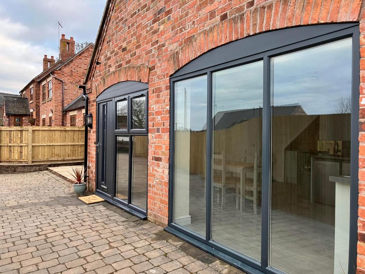 Honeyberry Cottage -Part Of Alton Cottages エクステリア 写真
